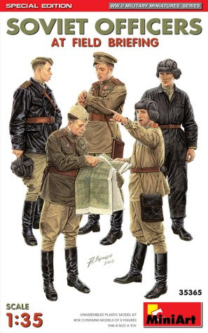 MiniArt 35365 WWII Soviet Officiers Briefing 1:35