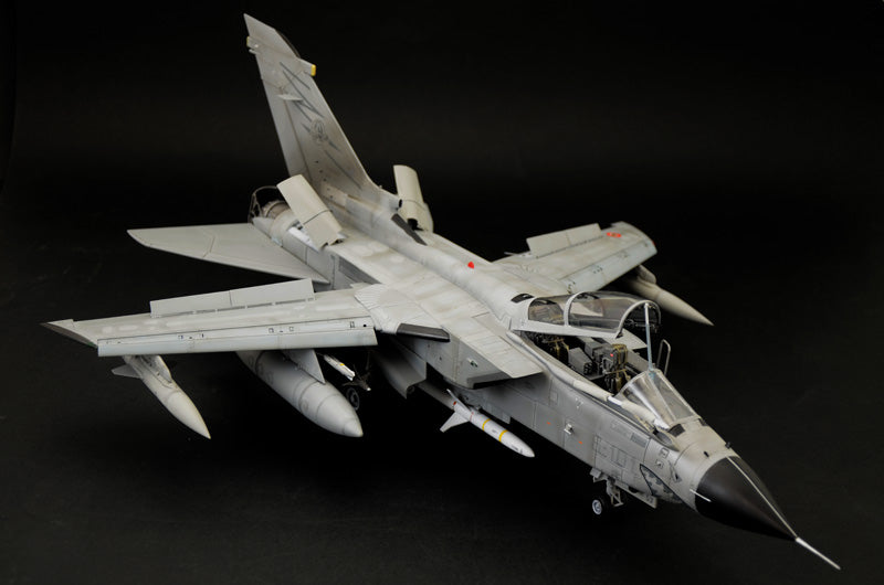 Italeri 2517 - SCALE 1 : 32 Tornado ECR