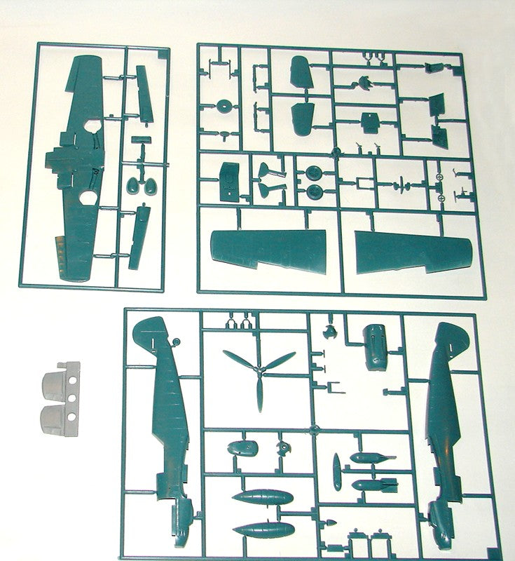 Academy Models 12225 MESSERSCHMITT Bf109T-2 1:48