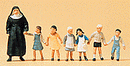 Preiser HO 10401 Pedestrians, Nun with Small Children