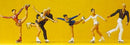 Preiser HO 10314 Figure Skaters (6)
