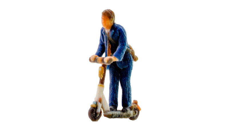 PREORDER Noch HO 10607 Man on E-Scooter