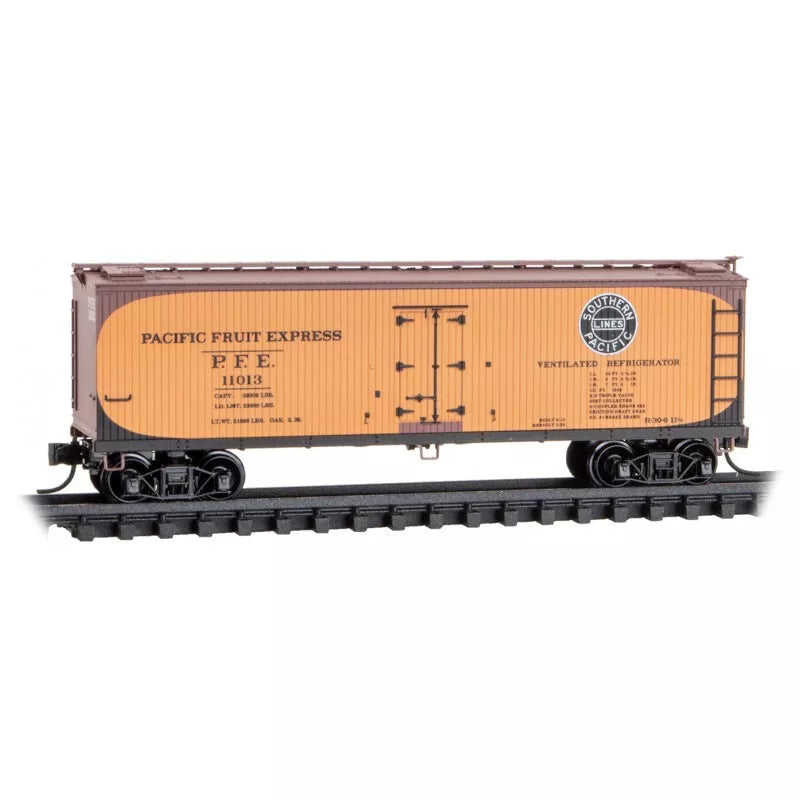 Micro-Trains 049 00 962 40' Double-Sheathed Wood Reefer, w/ Vertical Brake Wheel, Pacific Fruit Express