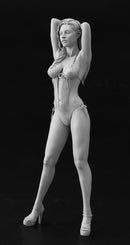 Hasegawa Models 52262 12 Real Figure Collection No.02 Blonde Girl 1:12 Scale Model Kit