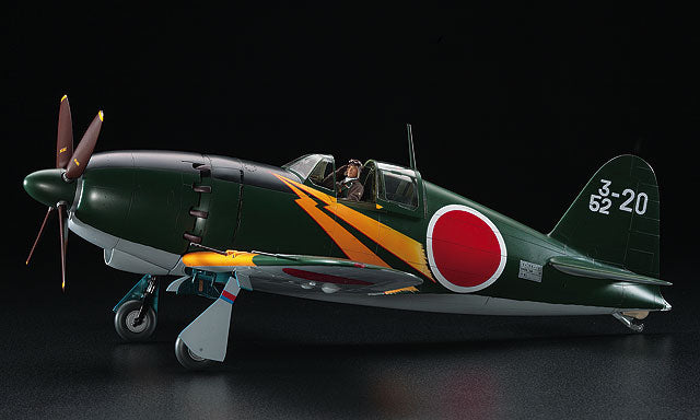 Hasegawa Models 8882 Mitsubishi J2M3 local fighter Raiden type 21 1:32 SCALE MODEL KIT