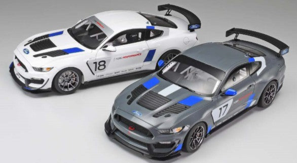 Tamiya 24354 Ford Mustang GT 1:24