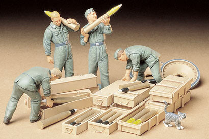 Tamiya 35188 German Tank Ammo Crew 1:35