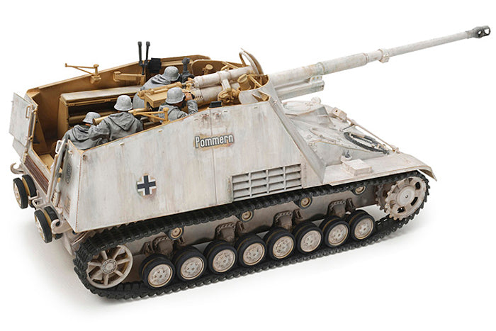 Tamiya 35335 German Nashorn Heavy Tank Destroyer 1:35