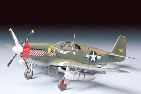 Tamiya 61042 P-51B Mustang 1:48