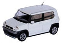 Fujimi 1/24 Mazda Flair Crossover (Pure White Pearl)