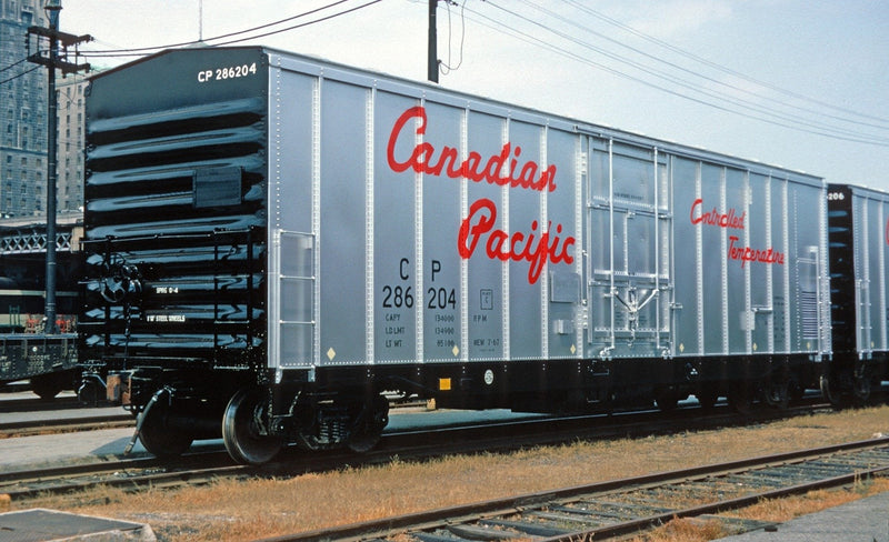 Rapido 150002A HO NSC 3294 Mechanical Reefer - Ready to Run -- Canadian Pacific (silver, black, red, Script Logo)