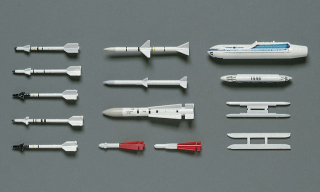 Hasegawa Models 35003 Aircraft Weapon III American Air-to-Air Missile Set 1:72 SCALE MODEL KIT