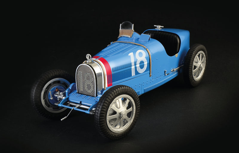 Italeri 4710 - SCALE 1 : 12 Bugatti Type 35B