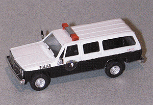 Trident Miniatures 90195 Chevrolet Suburban - Emergency - Police Vehicles -- White Settlement, Texas Police Department (black, white), HO Scale