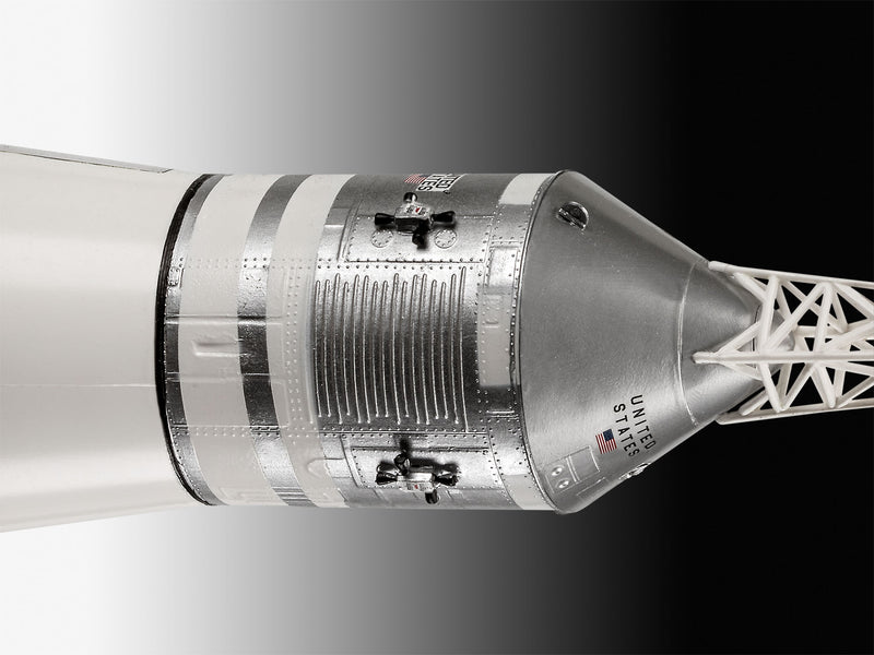 Revell Monogram Germany 03704 Apollo 11 Saturn V Rocket 1:96