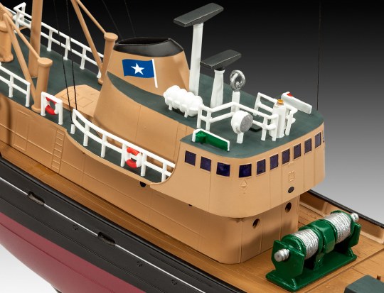 Revell 05204 North Sea Trawler 1:142