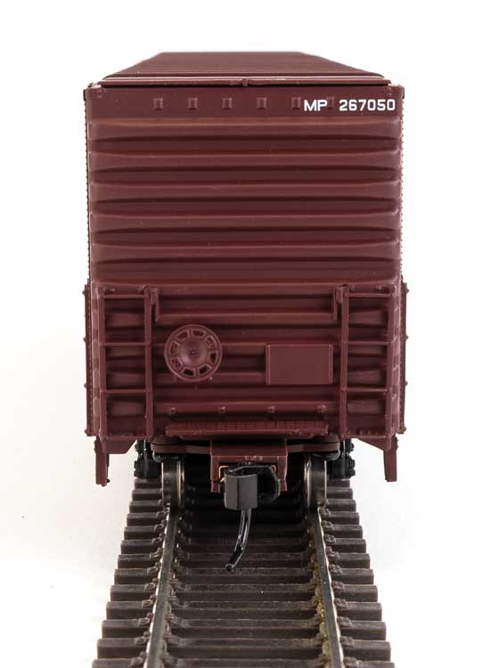 WalthersMainline 910-3232 60' Pullman-Standard Auto Parts Boxcar (10' and 6' doors) - Ready to Run -- Missouri Pacific(TM)