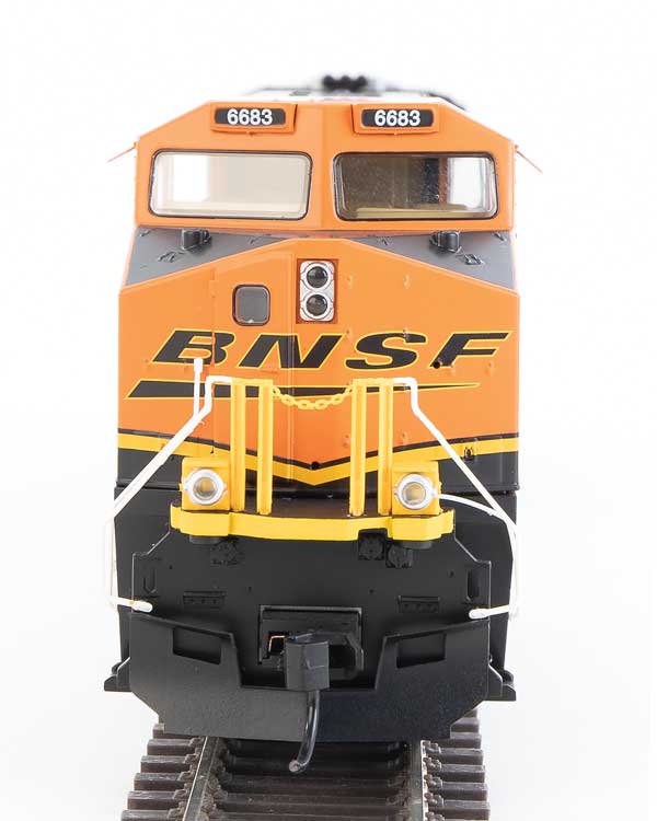 WalthersMainline 910-10196  GE ES44AC Evolution Series GEVO - Standard DC -- BNSF Railway