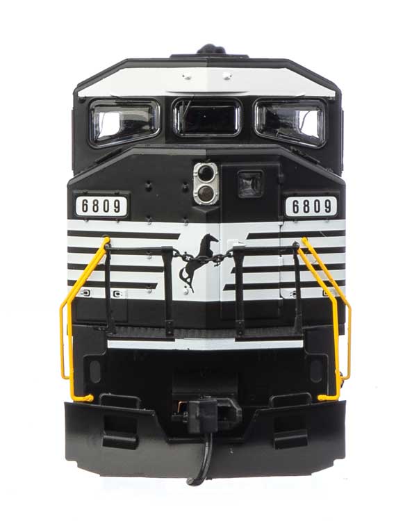 WalthersMainline 910-20320 EMD SD60M with 3-Piece Windshield - ESU(R) Sound & DCC -- Norfolk Southern