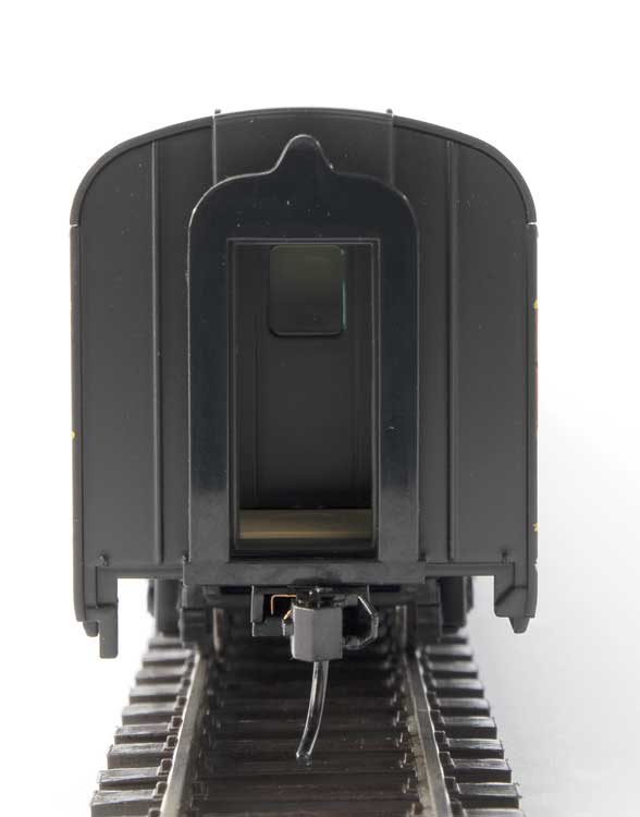 Walthers Mainline 910-30209 85' Budd Small-Window Coach - Ready to Run -- Great Northern, HO