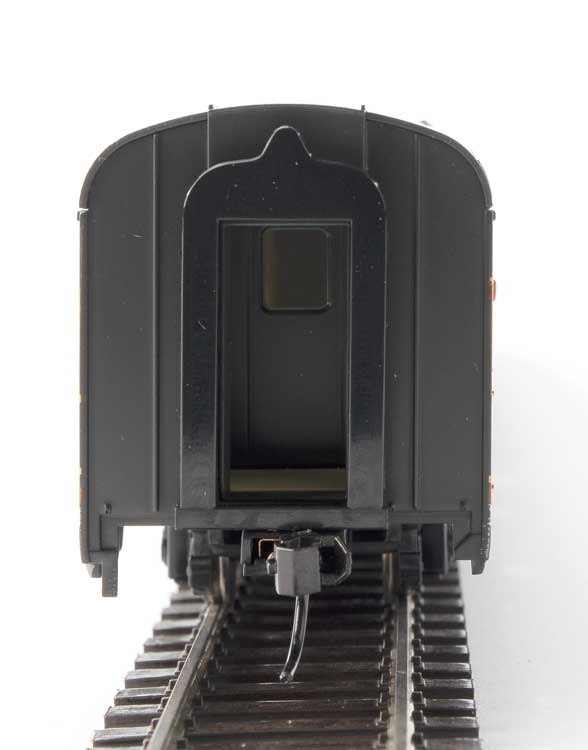 Walthers Mainline 910-30367 85' Budd Observation - Ready To Run -- Great Northern, HO