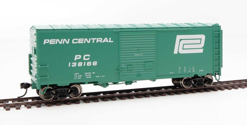 WalthersMainline 910-45014 40' ACF Modernized Welded Boxcar w/8' Youngstown Door - Ready to Run -- Penn Central