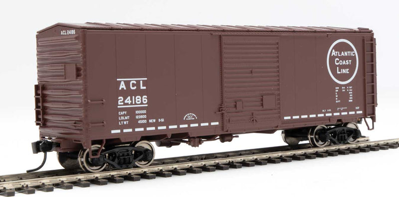 WalthersMainline 910-45027 40' ACF Modernized Welded Boxcar w/8' Youngstown Door - Ready to Run -- Atlantic Coast Line