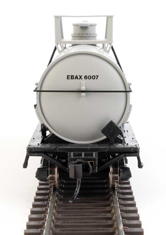 WalthersMainline 910-48007 36' Chemical Tank Car - Ready to Run -- Ethyl EBAX