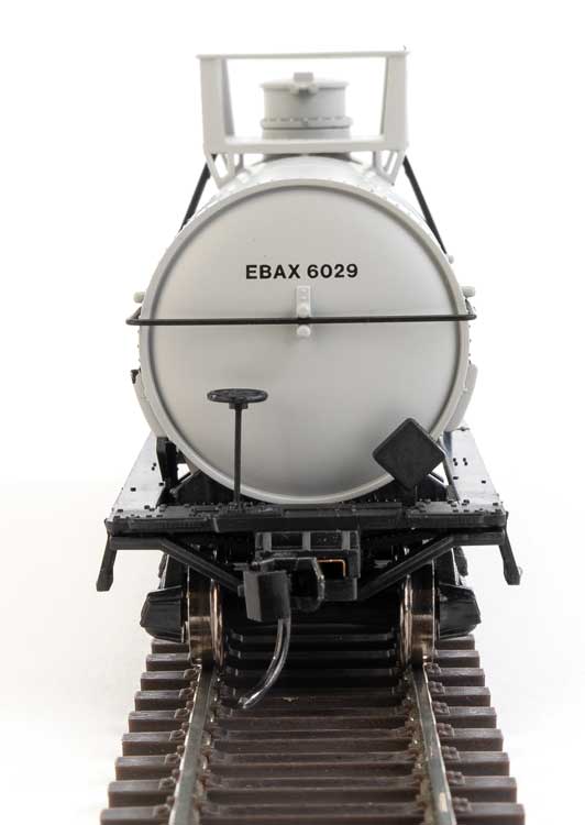 WalthersMainline 910-48008 36' Chemical Tank Car - Ready to Run -- Ethyl EBAX