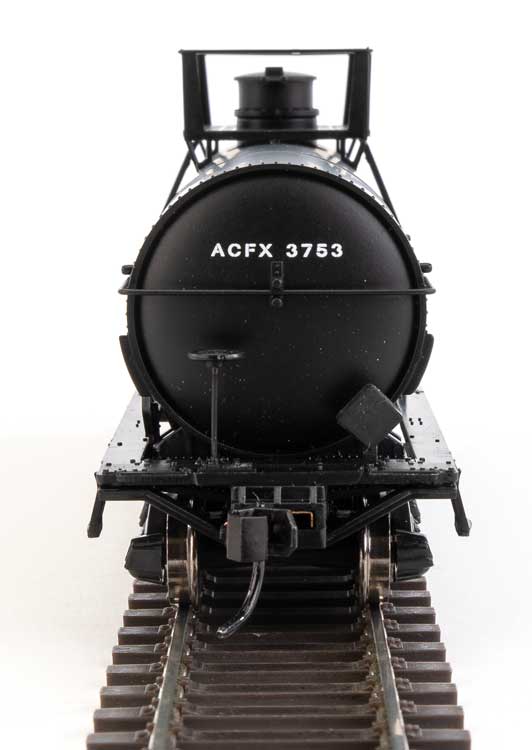 WalthersMainline 910-48013 36' Chemical Tank Car - Ready to Run -- Olin Chemical ACFX