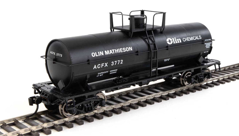 WalthersMainline 910-48015 36' Chemical Tank Car - Ready to Run -- Olin Chemical ACFX