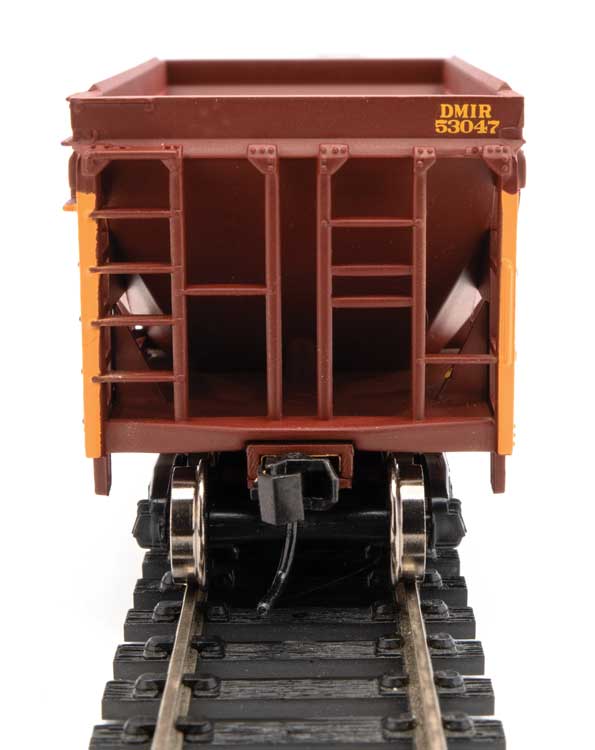 WalthersMainline 910-58068 24' Minnesota Taconite Ore Car 4-Pack - Ready To Run -- Duluth, Missabe & Iron Range