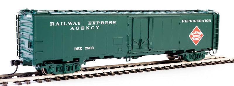 Walthers 920-17318 50' REA Riveted Steel Express Reefer -- Railway Express Agency