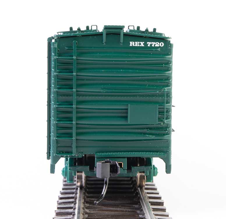 Walthers 920-17321 50' REA Riveted Steel Express Reefer -- Railway Express Agency