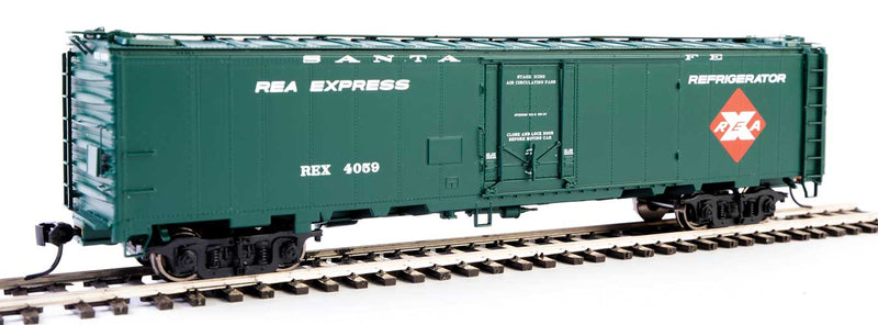 Walthers 920-17327 50' REA Riveted Steel Express Reefer -- Santa Fe