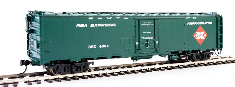 Walthers 920-17328 50' REA Riveted Steel Express Reefer -- Santa Fe