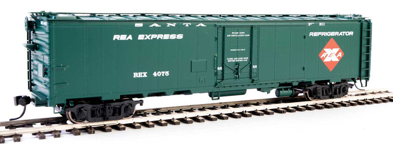 Walthers 920-17329 50' REA Riveted Steel Express Reefer -- Santa Fe