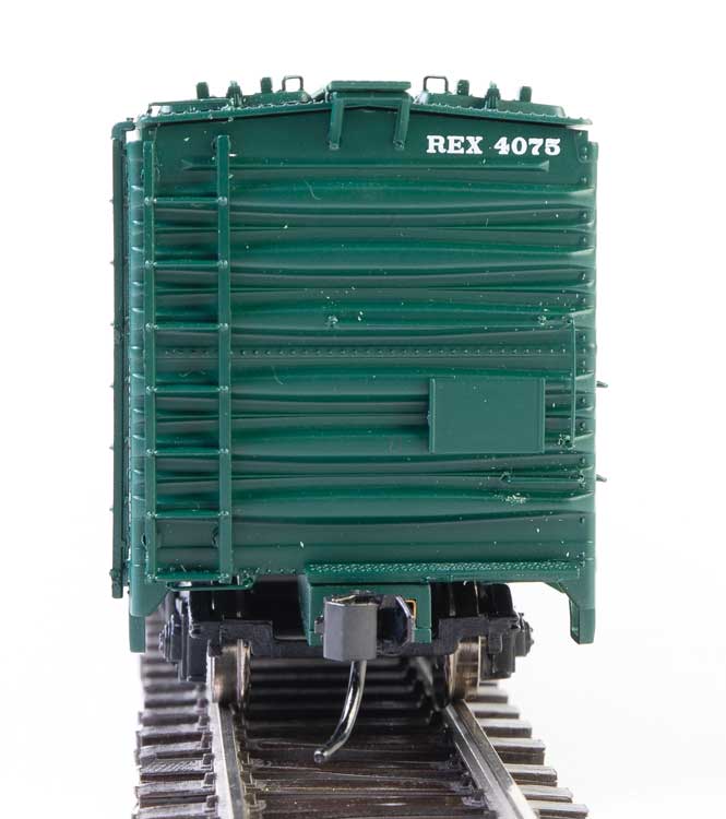 Walthers 920-17329 50' REA Riveted Steel Express Reefer -- Santa Fe