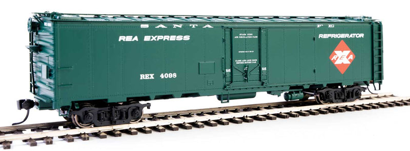 Walthers 920-17330 50' REA Riveted Steel Express Reefer -- Santa Fe