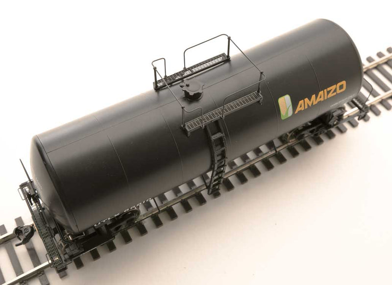 Walthers 920-100157 40' UTLX 16,000-Gallon Funnel-Flow Tank Car - Ready to Run -- Amaizo UTLX