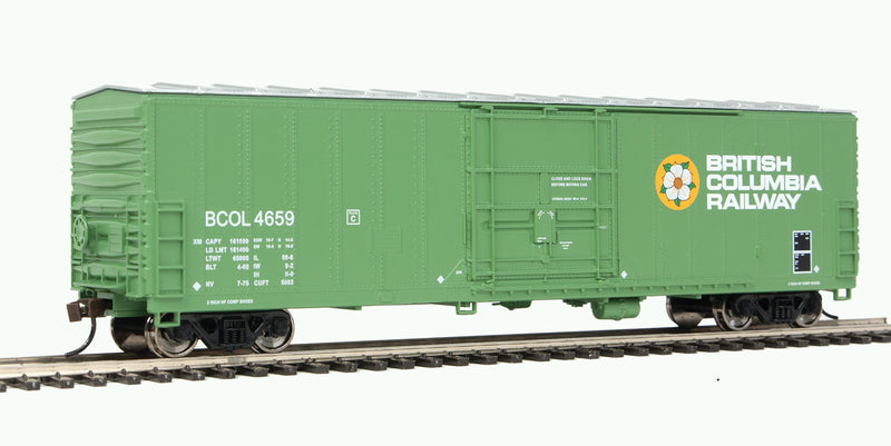 WalthersTrainline 931-1800 Insulated Boxcar - Ready to Run -- BC Rail, HO