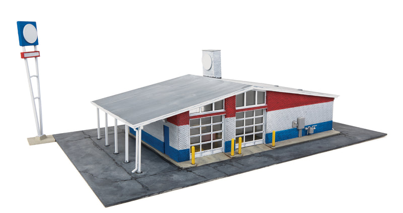 Walthers Cornerstone 933-3543 Drive-in Oil Change - Repurposed Gas Station -- Kit - 10-1/2 x 9 x 3-3/16" 26.6 x 22.8 x 8cm, HO