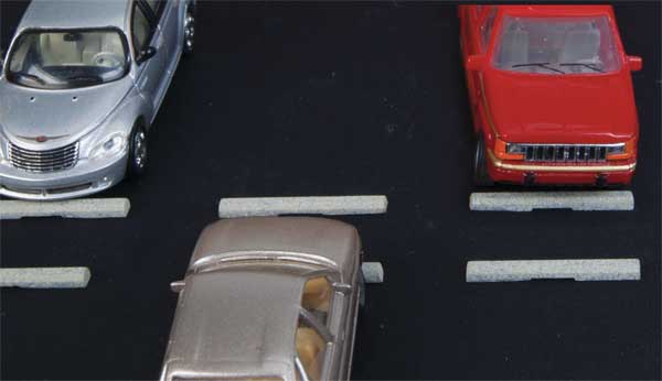 Walthers SceneMaster 949-4178 Parking Lot Concrete Bumpers pkg(12), HO Scale