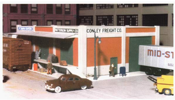 City Classics Buildings 107 Carson Street Rail/Truck Terminal -- Kit, HO
