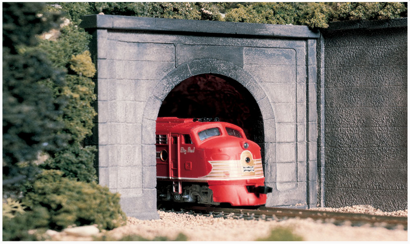 Woodland Scenics 1266 Portal Concrete Single, O Scale