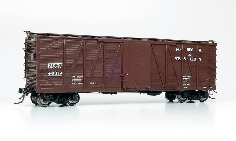 Rapido142009 USRA Single-Sheathed Boxcar: N&W -Equipped with AB brakes (KC brakes in the box) Equipped with wood doors 6-pack includes the following numbers, all individually packaged: #40021 #40319 #42012 #42036 #42183 #42574, HO