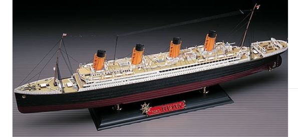 Academy Models [1/400] 14215 The White Star liner TITANIC