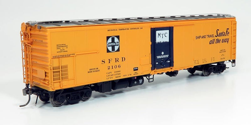 Rapido 156003A Santa Fe RR-56 Mechanical Reefer: Texas Chief Slogan - Single Car- random car