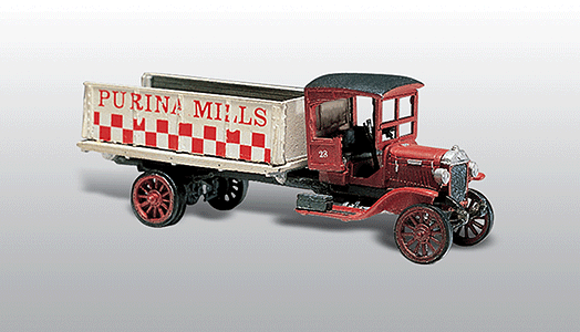 Woodland Scenics WOO218 1914 Diamond T Grain Truck - Metal Kit -- Undecorated, HO Scale