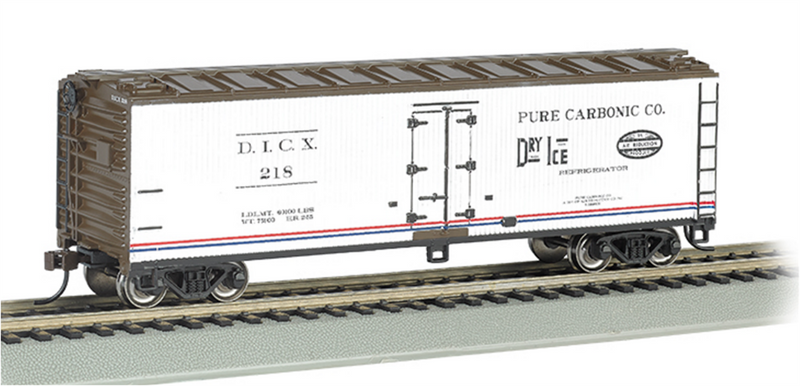 Bachmann 19855 40' Wood-side Refrigerated Box Car-Pure Carbonic Company, N Scale